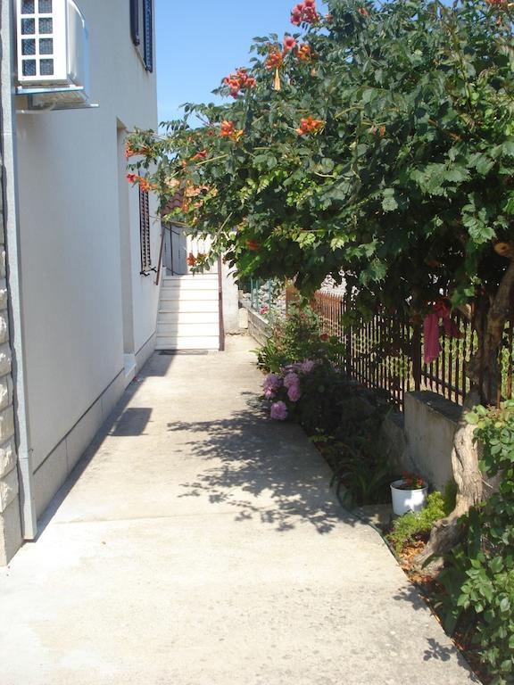 Apartments Dalmacija Rogoznica  Ruang foto