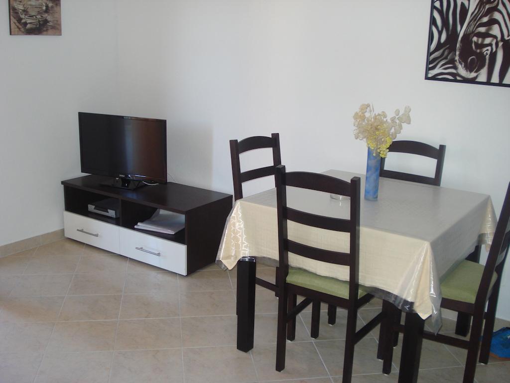 Apartments Dalmacija Rogoznica  Ruang foto
